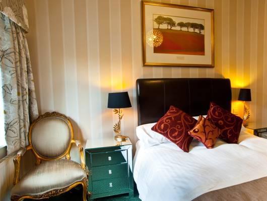 Exmoor White Horse 3*